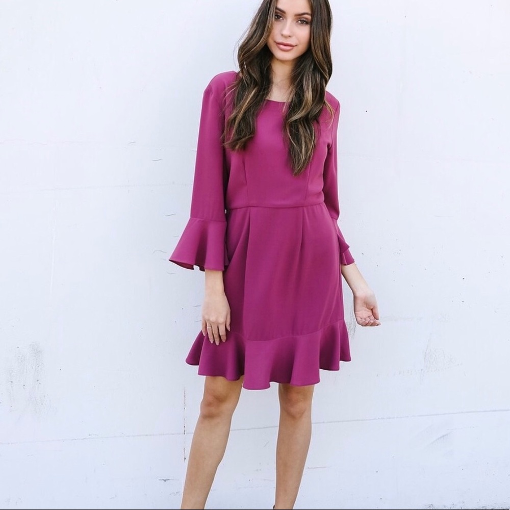 NWOT VICI Gallery Pink Dress